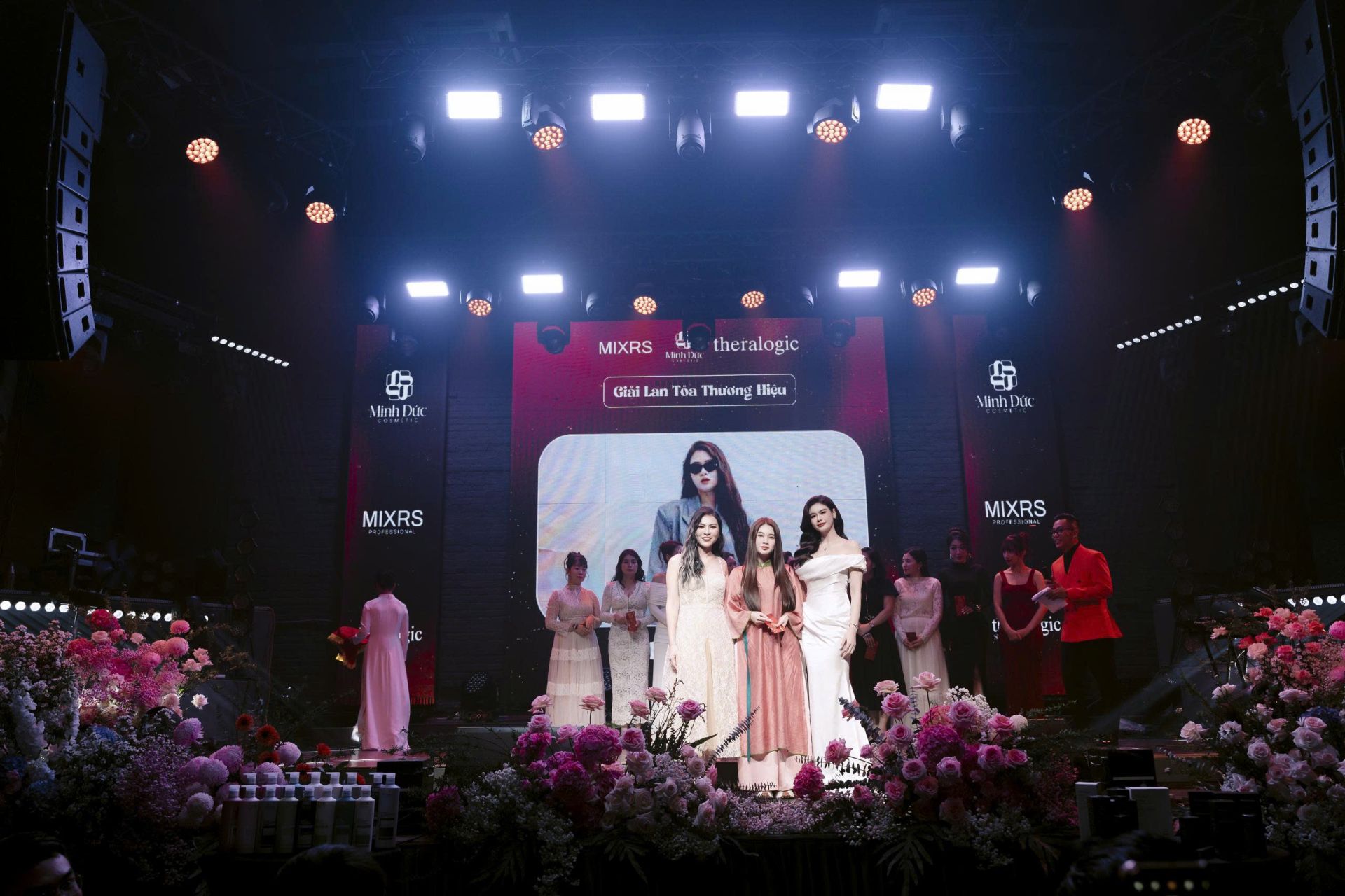 Vinh danh đại lý lan tỏa thương hiệu 