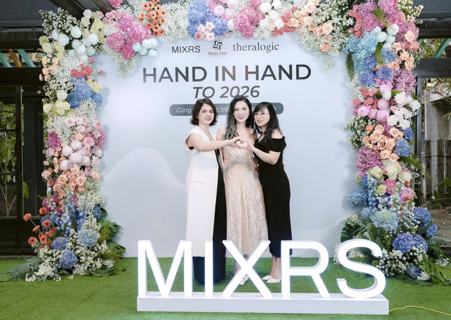 Giám đốc Phát triển - Founder - Giám đốc Kinh Doanh 